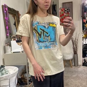 ⚾️ MTV Graphic Tee with Blue and Yellow Design men’s large